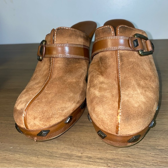 Cole Haan Brown Suede Leather Studded Slides Heels Mules Womens Size 8.5 B - Picture 4 of 9